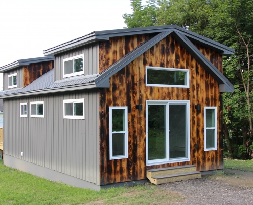 Lorraine Small House, Tiny House